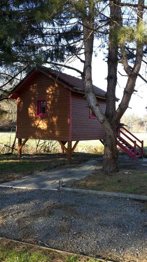 Les Etangs De Planquery Hotel Exterior photo